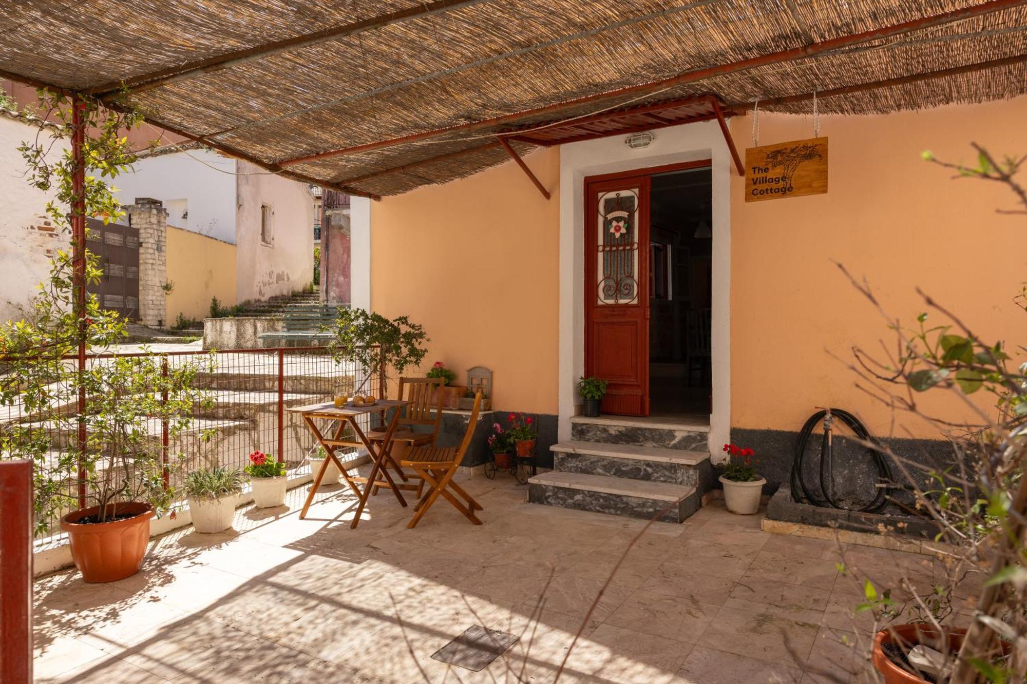 The Village Cottage - Benitses Benitses  Exteriér fotografie