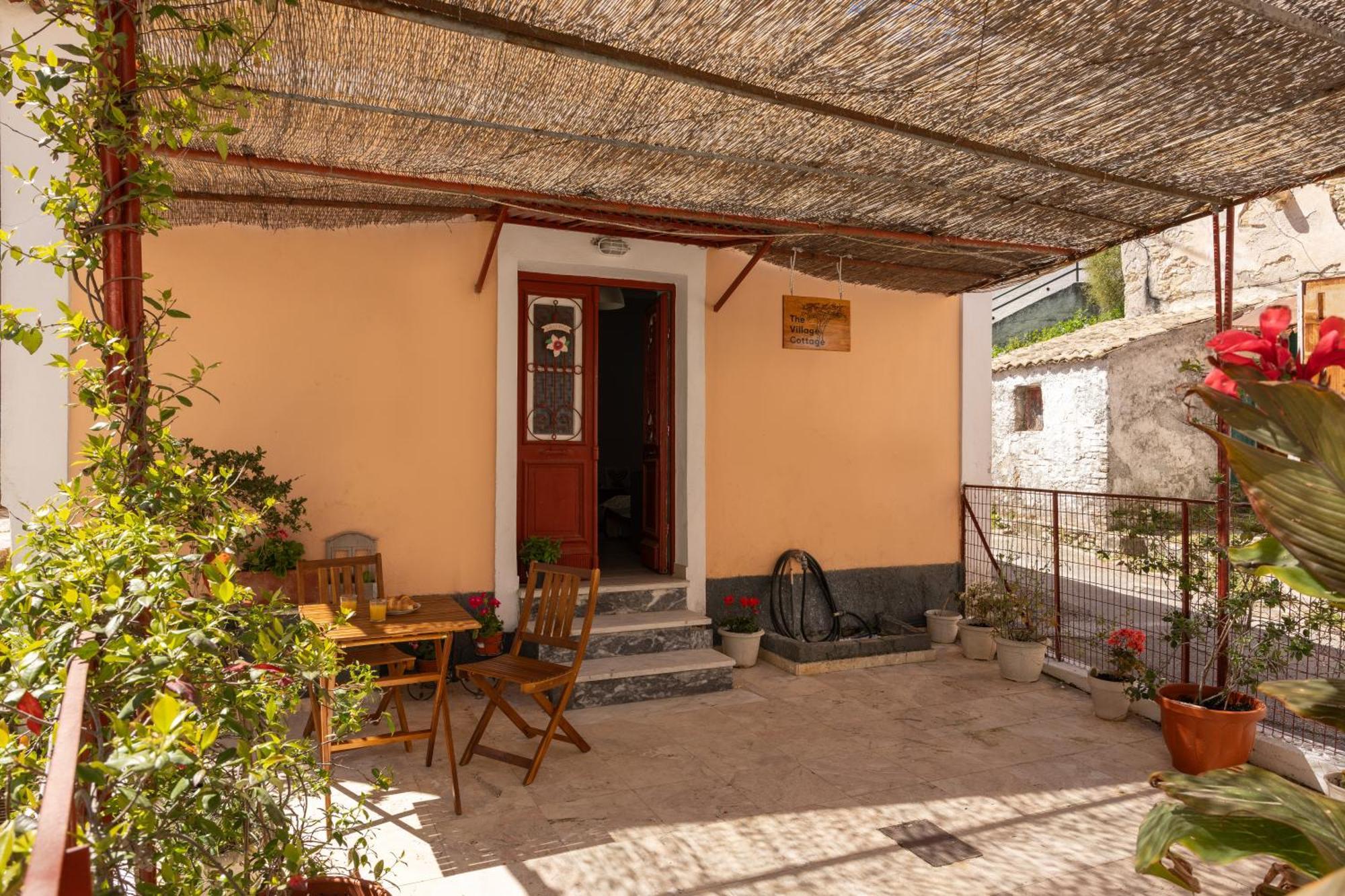 The Village Cottage - Benitses Benitses  Exteriér fotografie